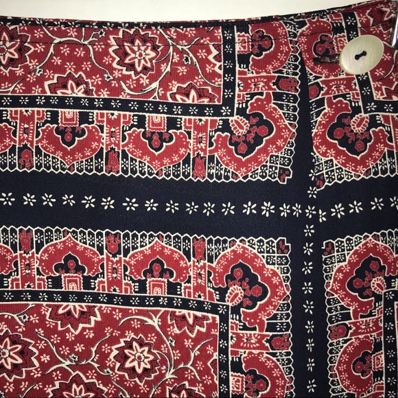 Lizsport wrap skirt, pretty Autumn colors in an ornate square pattern. - Picture 2 of 8